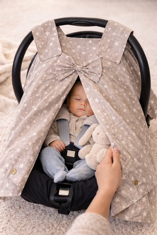 Couverture Siège Auto Bébé (taupe étoiles blanc )