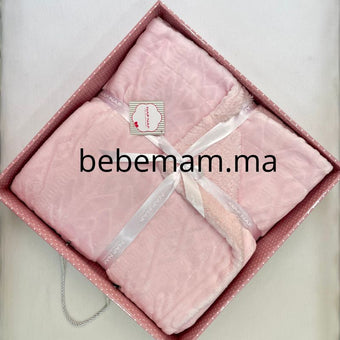 Couverture Rose– NAF NAF – 80 x 110 cm