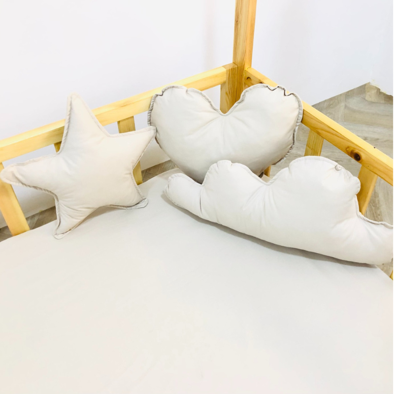 Lot de Trois Coussin décoratif Couleur beige uni