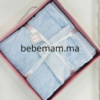 Couverture Bleu – NAF NAF – 110 x 140 cm