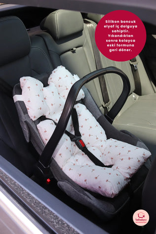 Réducteur / Coussin universel pour bébé. Rose