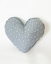 Coussin décoratif cœur (étoiles gris)