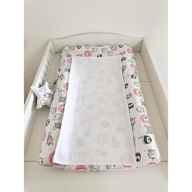 Matelas à langer imperméable avec housse (animaux/rose)